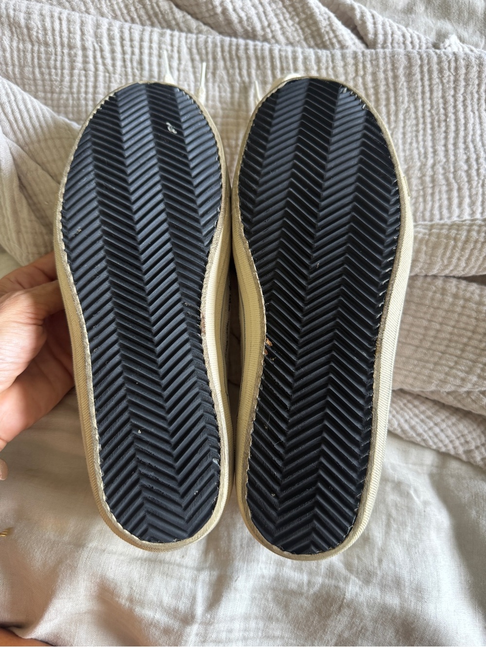 Golden Goose Canvas Sneakers – Size 39 EU - Only used once - Picture 6 of 13